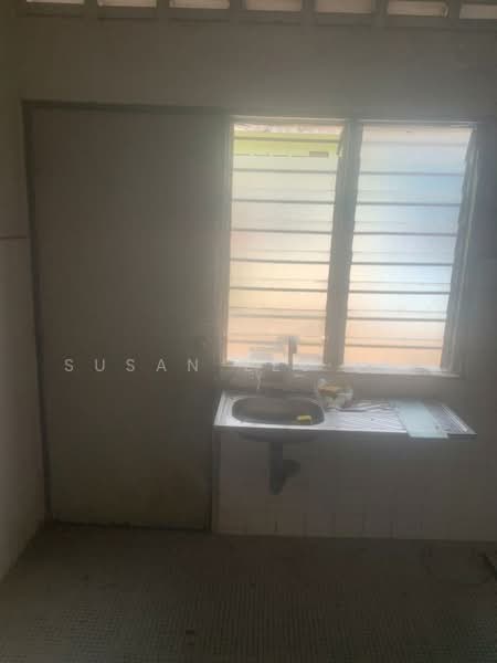 Terraced House for Sale in Melaka (Melaka) - Susan Lee Lee - Kitchen - PropertyGuru.com.my