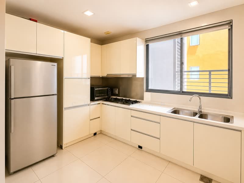 Kondominium untuk Disewa di Hampshire Residences - Chloe Yan - Kitchen - PropertyGuru.com.my