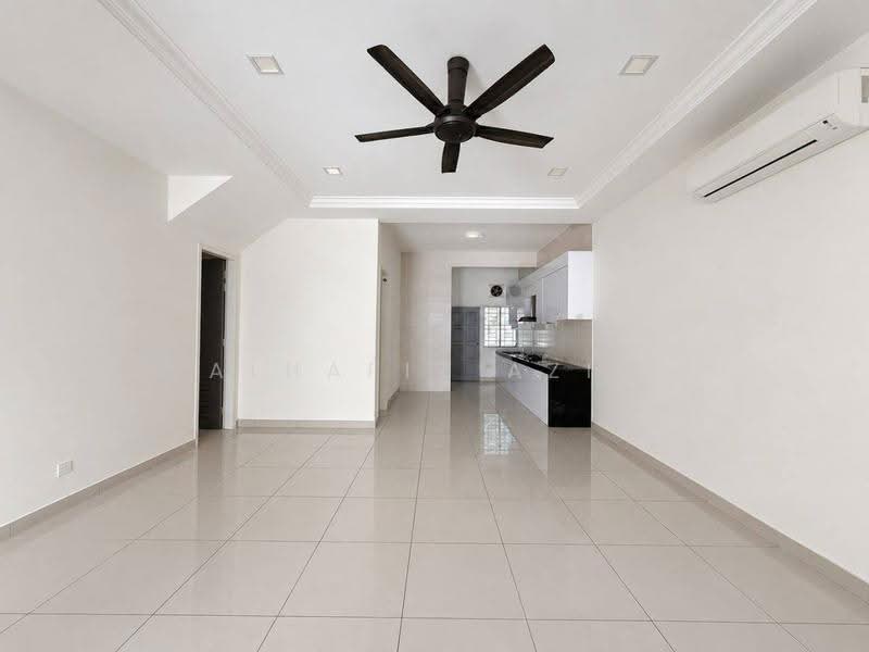 Rumah Teres 2-Tingkat untuk Dijual di Kangkar Pulai (Skudai) - ALHAFIZ AZIS - Living Room - PropertyGuru.com.my