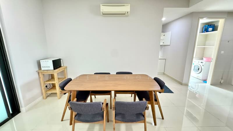 Kediaman Servis untuk Disewa di Setia SKY Residences - Weis Oon - Dining Room - PropertyGuru.com.my