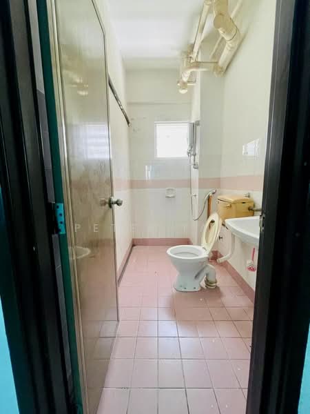 Pangsapuri untuk Disewa di Vista Seri Putra - Peter Tan - PropertyGuru.com.my