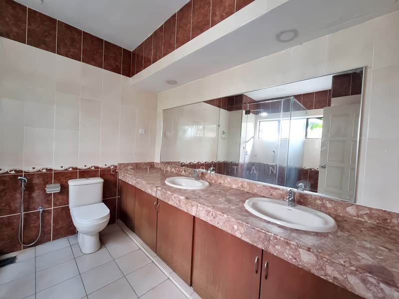 Bungalow House untuk Disewa di Taman Duta (Bukit Tunku (Kenny Hills)) - Esther Tan - Bathroom - PropertyGuru.com.my