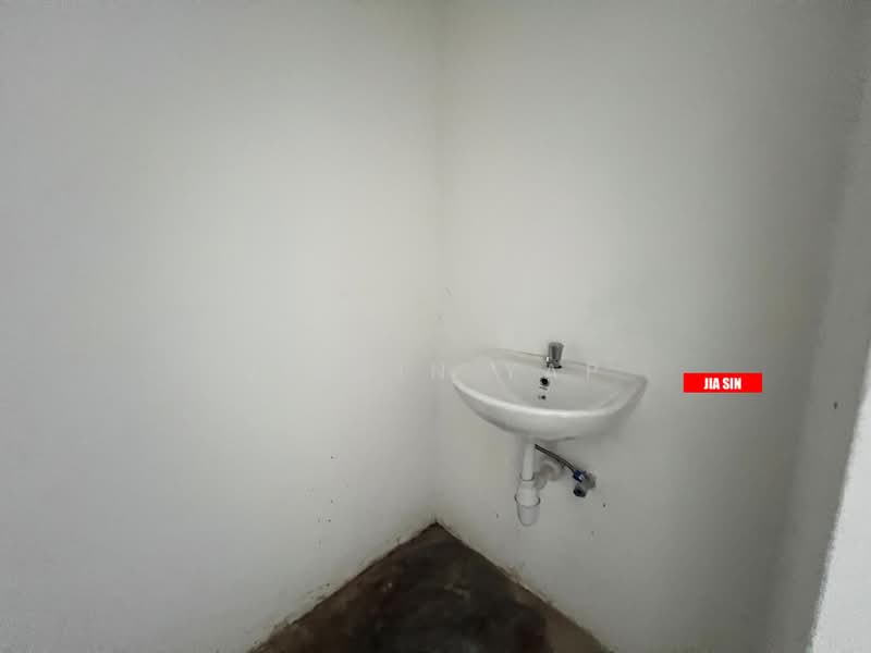 Shop for Rent in Gelugor (Penang) - Jiasin Yap - Bathroom - PropertyGuru.com.my