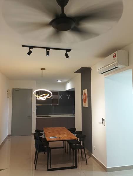 Kediaman Servis untuk Disewa di M Luna - Ricky Ng - Dining Room - PropertyGuru.com.my