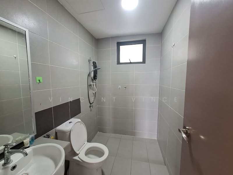 Kediaman Servis untuk Disewa di Amerin Residence - Vincent Vince - Bathroom - PropertyGuru.com.my