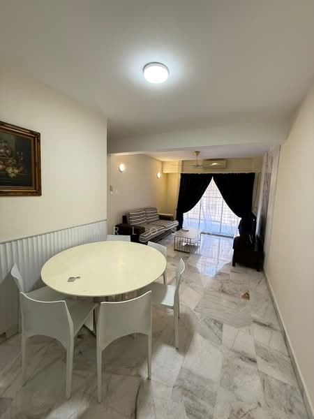 Pangsapuri untuk Disewa di Vista Lavender - Carlos Ng - Living Room - PropertyGuru.com.my
