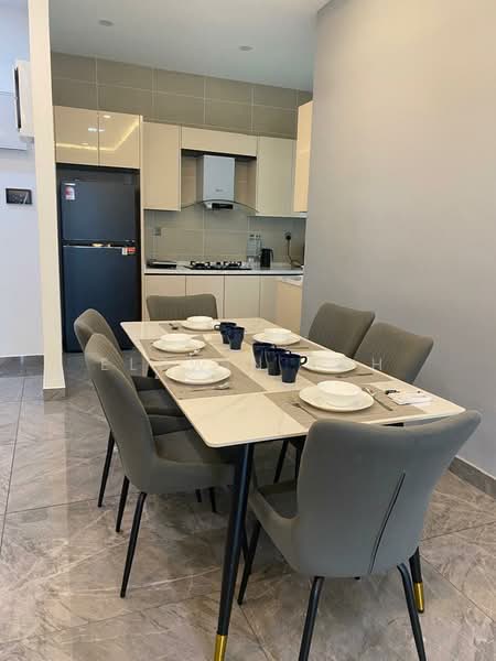 Service Residence for Rent at TriTower Residence @ Johor Bahru Sentral - Eldwin Soh - Dining Room - PropertyGuru.com.my