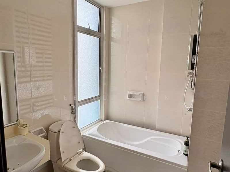 Condominium for Rent at The Brezza - Lee Xue Chen - Bathroom - PropertyGuru.com.my