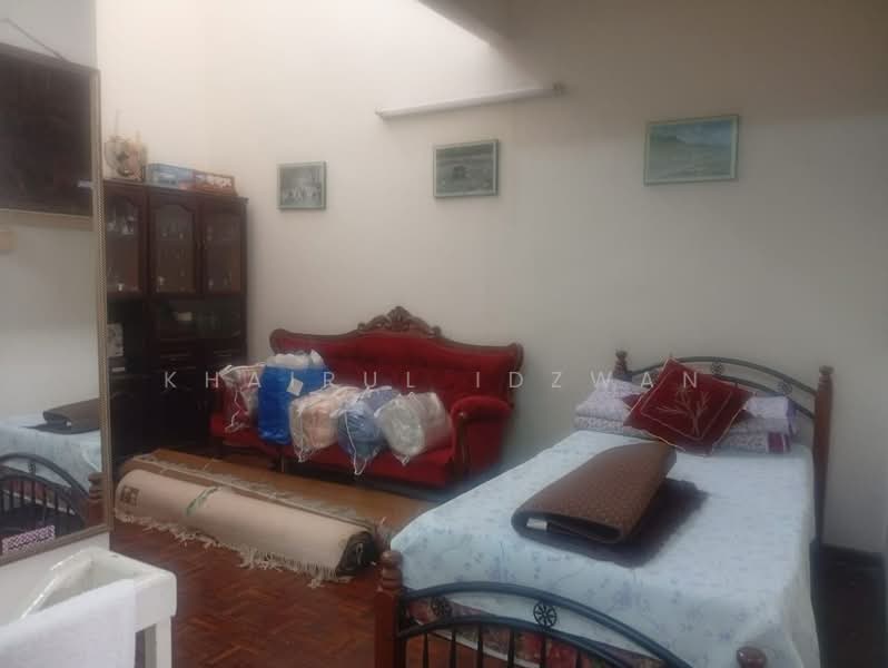 Rumah Teres untuk Dijual di Bandar Baru Senawang (Senawang) - Khairul Idzwan - Bedroom - PropertyGuru.com.my