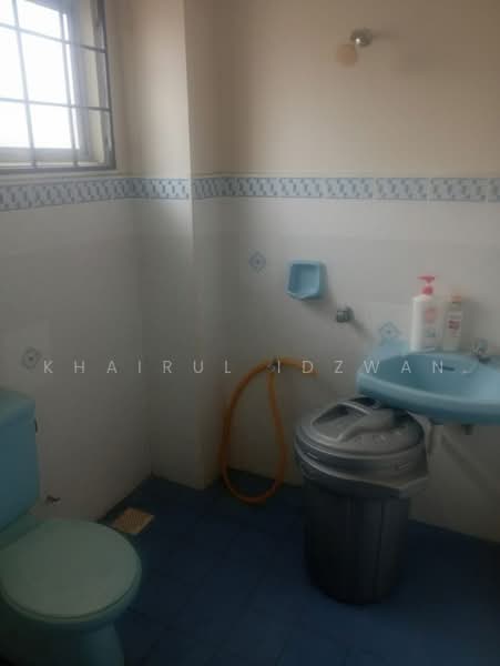 Rumah Teres untuk Dijual di Bandar Baru Senawang (Senawang) - Khairul Idzwan - Bathroom - PropertyGuru.com.my