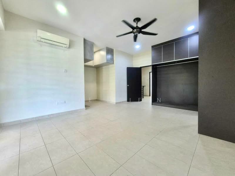 Rumah Teres 2-Tingkat untuk Dijual di Kajang (Selangor) - Sue Arifin - Bedroom - PropertyGuru.com.my