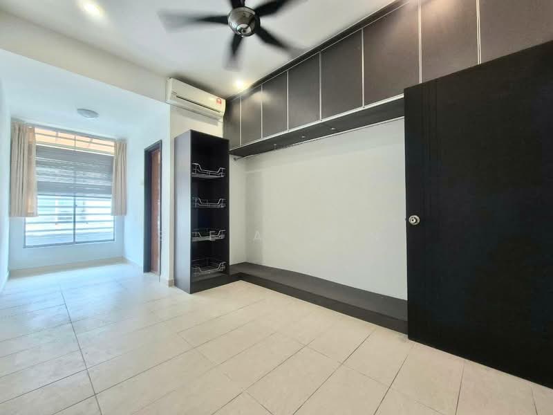 Rumah Teres 2-Tingkat untuk Dijual di Kajang (Selangor) - Sue Arifin - Bedroom - PropertyGuru.com.my