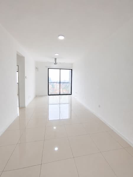 Kondominium untuk Disewa di Residensi Rampai II - Paris Chin - Living Room - PropertyGuru.com.my