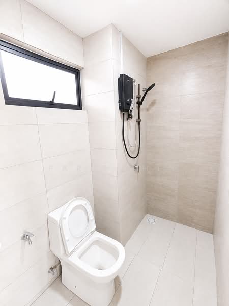 Kondominium untuk Disewa di Residensi Rampai II - Paris Chin - PropertyGuru.com.my