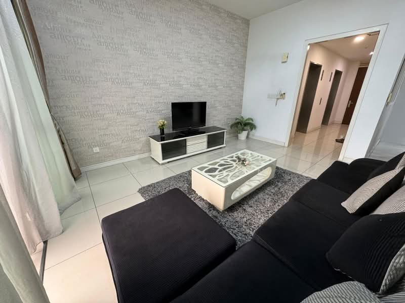 Kediaman Servis untuk Disewa di Setia SKY Residences - Weis Oon - Living Room - PropertyGuru.com.my