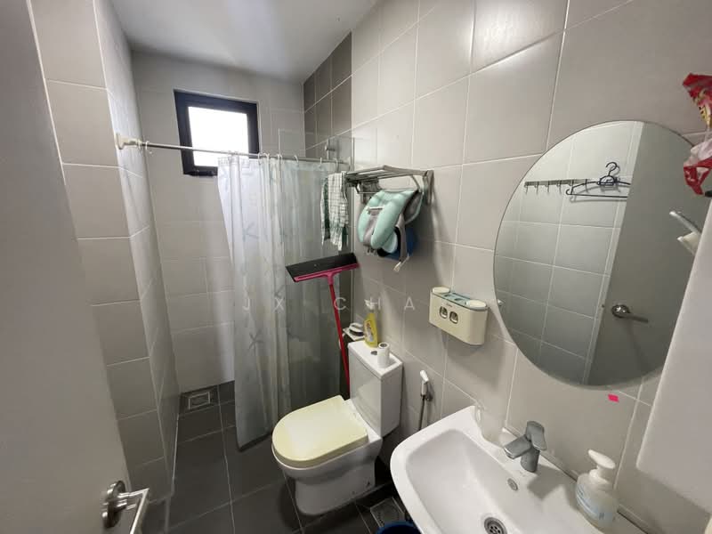 Kediaman Servis untuk Disewa di D'sands Residence - Jx Chay - Bathroom - PropertyGuru.com.my