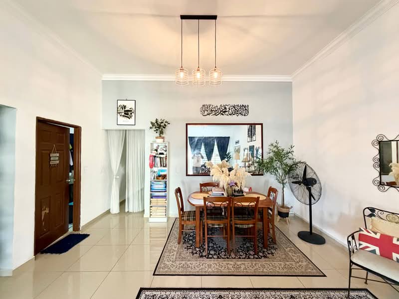 Rumah Kluster untuk Dijual di Muar (Johor) - Fakhrul Imlan - Dining Room - PropertyGuru.com.my