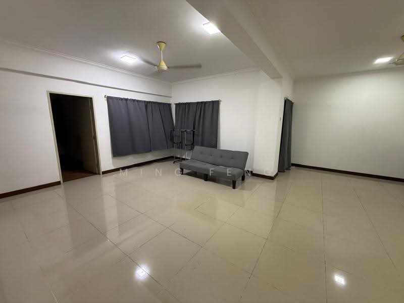 Kondominium untuk Disewa di Desa Residency (Residensi Desa) - Ming Feng - Living Room - PropertyGuru.com.my
