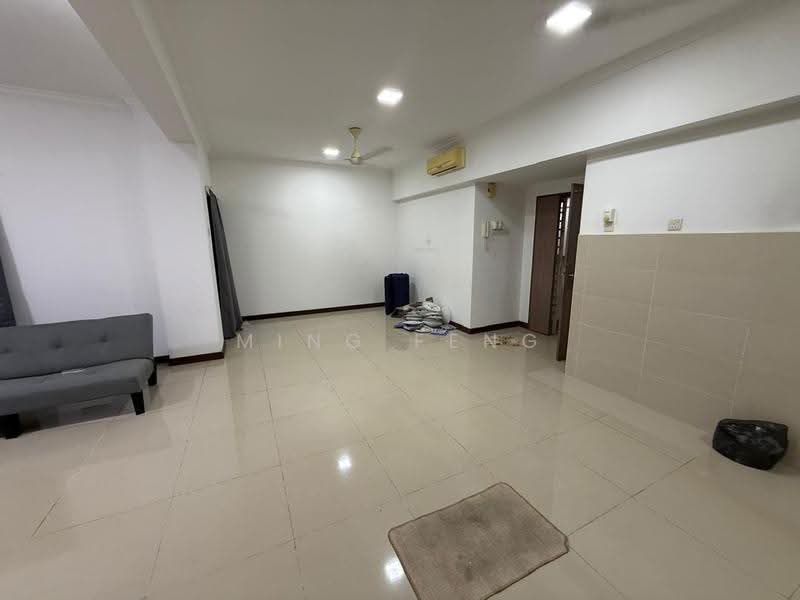 Kondominium untuk Disewa di Desa Residency (Residensi Desa) - Ming Feng - Living Room - PropertyGuru.com.my