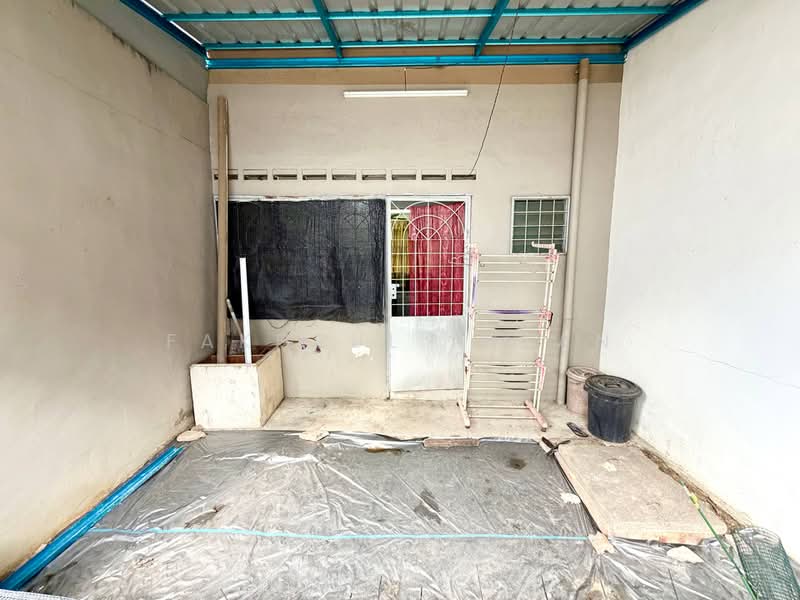 Rumah Teres 2-Tingkat untuk Dijual di Kluang (Johor) - Fakhrul Imlan - Exterior - PropertyGuru.com.my