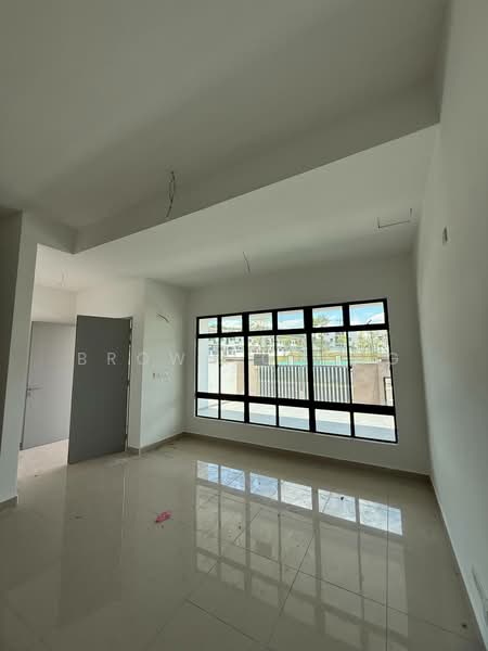 2-storey Terraced House for Sale in Bukit Indah (Iskandar Puteri (Nusajaya)) - Brown Cheng - Living Room - PropertyGuru.com.my