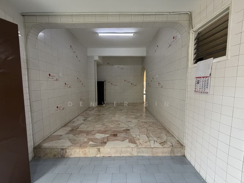 Rumah Teres 2-Tingkat untuk Dijual di Taman Segar (Cheras) - Denver Sin - Entrance - PropertyGuru.com.my