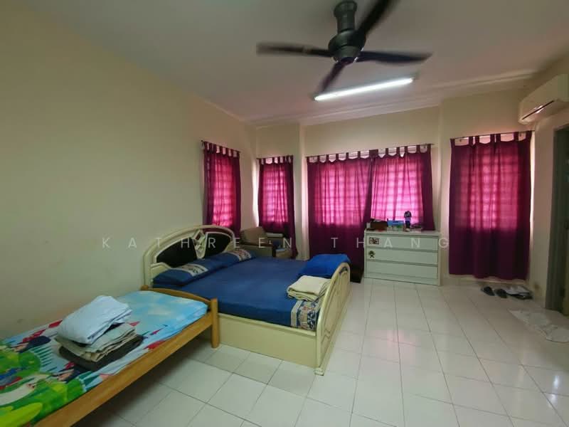 3-storey Terraced House for Sale in Taman Bukit Permata (Selayang) - Kathreen Thang - Bedroom - PropertyGuru.com.my