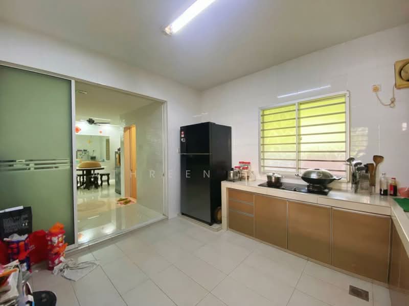 3-storey Terraced House for Sale in Taman Bukit Permata (Selayang) - Kathreen Thang - Kitchen - PropertyGuru.com.my
