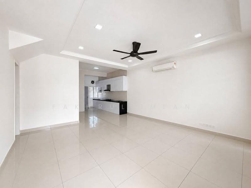 Terraced House for Sale in Kangkar Pulai (Skudai) - Fakhrul Imlan - Living Room - PropertyGuru.com.my