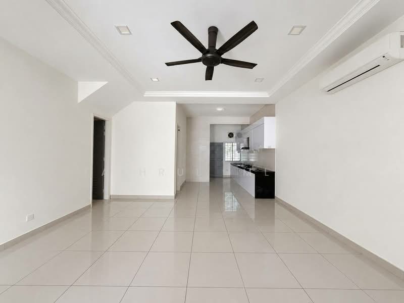 Terraced House for Sale in Kangkar Pulai (Skudai) - Fakhrul Imlan - Living Room - PropertyGuru.com.my