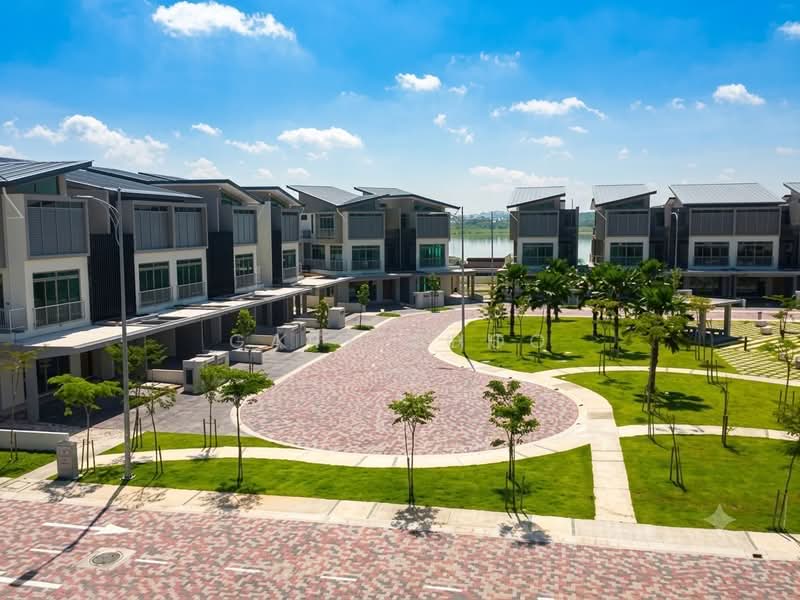 2-storey Terraced House for Sale in D'Island (Puchong) - KT Teoh - Exterior - PropertyGuru.com.my