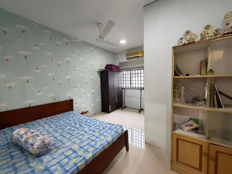 2-storey Terraced House for Rent in Bandar Putra (Kulai) - Ken Liew - Bedroom - PropertyGuru.com.my