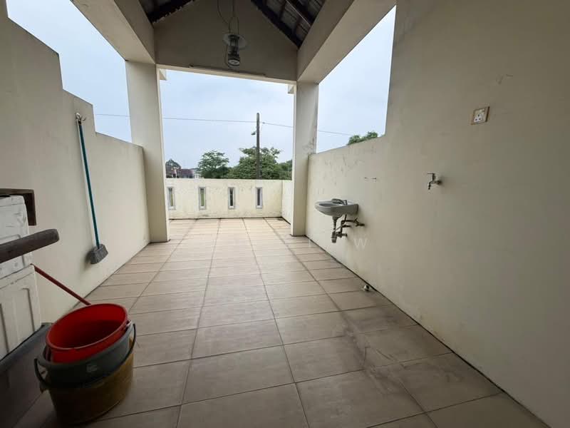 2-storey Terraced House for Rent in Bandar Putra (Kulai) - Ken Liew - Exterior - PropertyGuru.com.my