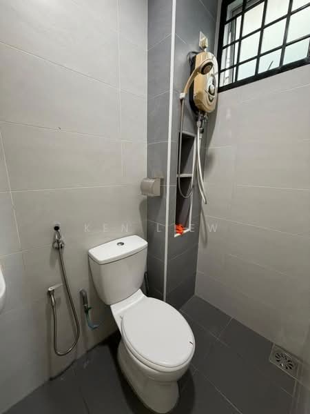 2-storey Terraced House for Rent in Bandar Putra (Kulai) - Ken Liew - Bathroom - PropertyGuru.com.my