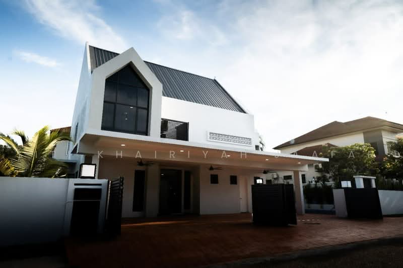 Bungalow House for Sale in Taman Tasik Utama (Bukit Katil) - SITI KHAIRIYAH JAAFAR - Exterior - PropertyGuru.com.my