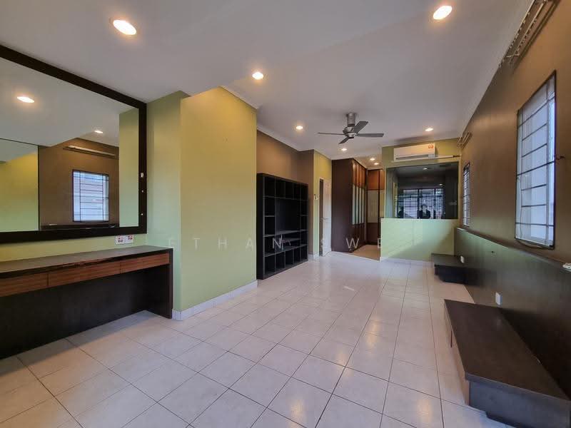 Semi-Detached House for Sale in Shah Alam (Selangor) - Ethan Swe - Living Room - PropertyGuru.com.my