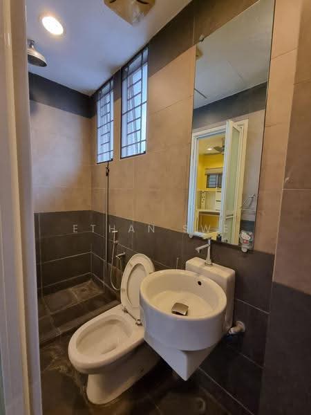 Semi-Detached House for Sale in Shah Alam (Selangor) - Ethan Swe - Bathroom - PropertyGuru.com.my