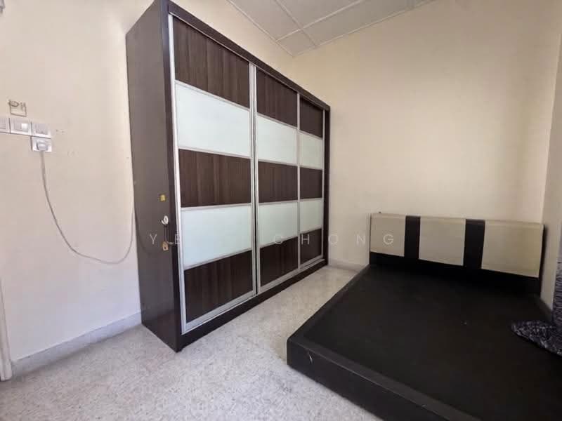 Rumah Berkembar untuk Dijual di Happy Garden (Kuchai Lama) - Yenn Chong - Bedroom - PropertyGuru.com.my