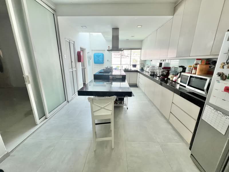 Rumah Berkembar untuk Dijual di Tropicana (Petaling Jaya) - Zul Arif - Kitchen - PropertyGuru.com.my