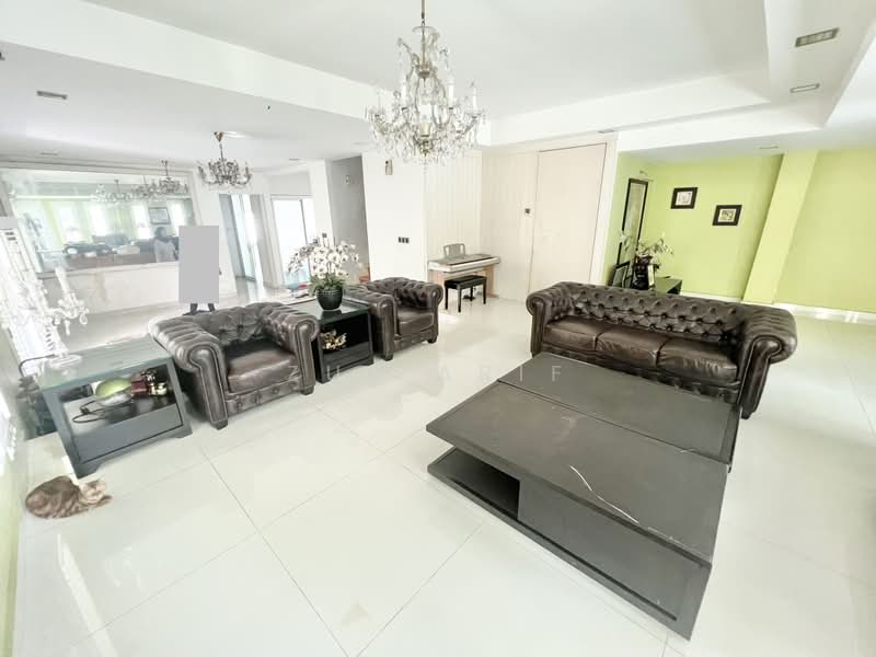 Rumah Berkembar untuk Dijual di Tropicana (Petaling Jaya) - Zul Arif - Living Room - PropertyGuru.com.my