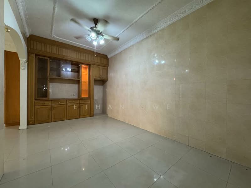 Rumah Berkembar untuk Dijual di Bukit Rahman Putra (Sungai Buloh) - Ethan Swe - Living Room - PropertyGuru.com.my