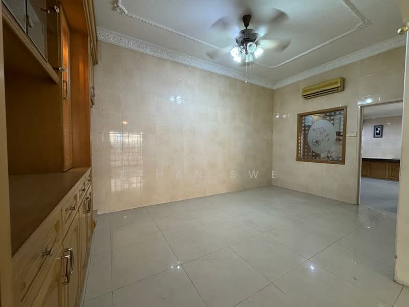 Rumah Berkembar untuk Dijual di Bukit Rahman Putra (Sungai Buloh) - Ethan Swe - Interior - PropertyGuru.com.my