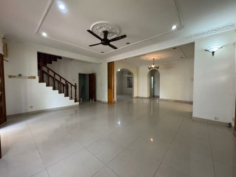 Rumah Berkembar untuk Dijual di Bukit Rahman Putra (Sungai Buloh) - Ethan Swe - Living Room - PropertyGuru.com.my