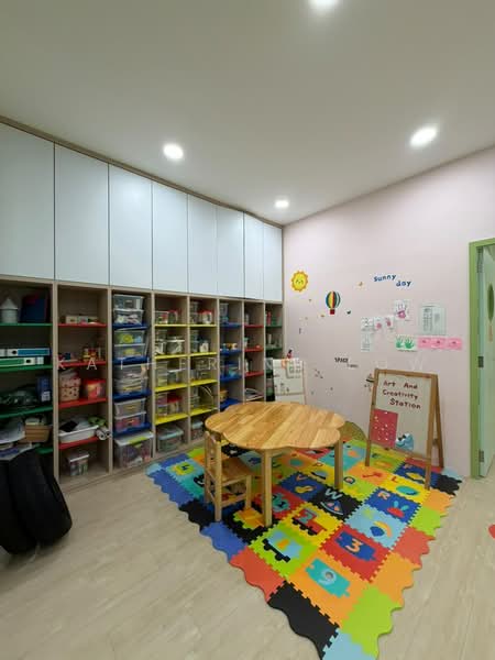 Shop / Office untuk Disewa di Austin Crest (Johor Bahru) - Katherine Low - Interior - PropertyGuru.com.my