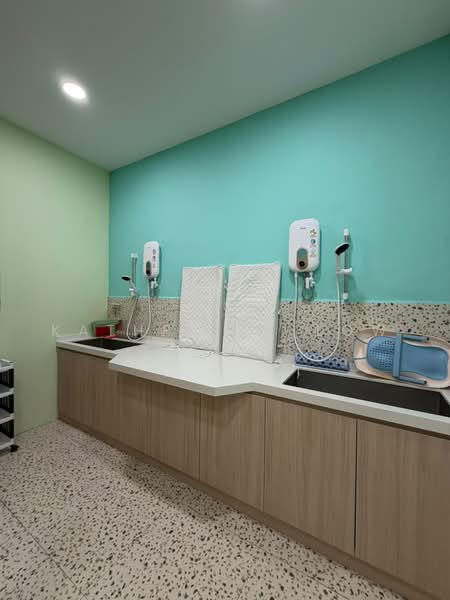 Shop / Office untuk Disewa di Austin Crest (Johor Bahru) - Katherine Low - Interior - PropertyGuru.com.my
