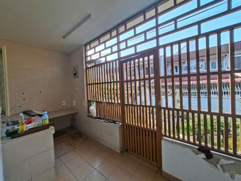 Rumah Teres 2-Tingkat untuk Dijual di SS14 (Subang Jaya) - Selina Chai - Kitchen - PropertyGuru.com.my