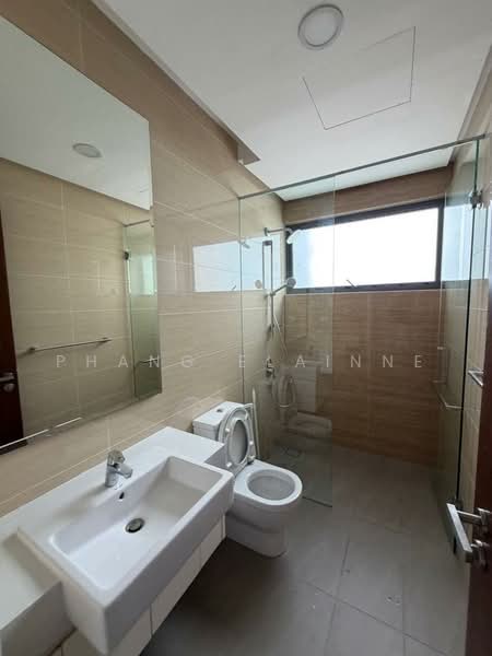 Kediaman Servis untuk Disewa di The Astaka @ 1 Bukit Senyum - Phang Elainne - Bathroom - PropertyGuru.com.my