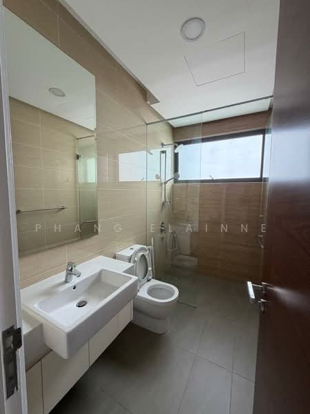 Kediaman Servis untuk Disewa di The Astaka @ 1 Bukit Senyum - Phang Elainne - Bathroom - PropertyGuru.com.my