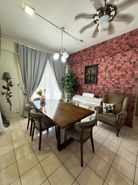 Semi-Detached House for Sale in Telipok (Kota Kinabalu) - Voca Kun - Dining Room - PropertyGuru.com.my