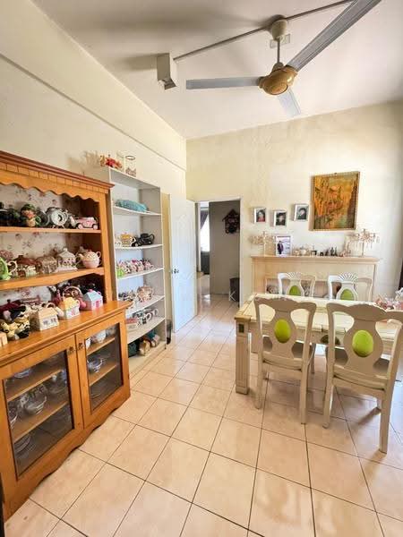 Semi-Detached House for Sale in Telipok (Kota Kinabalu) - Voca Kun - Dining Room - PropertyGuru.com.my